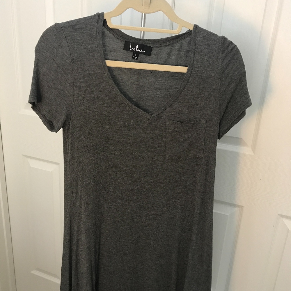 Lulus v-neck t-shirt dress - charcoal gray